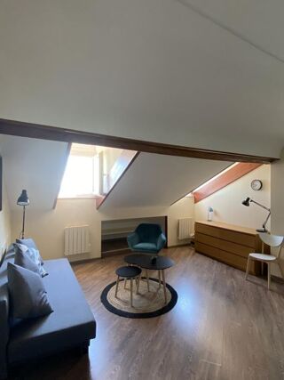  Appartement à louer 2 pièces 30 m²