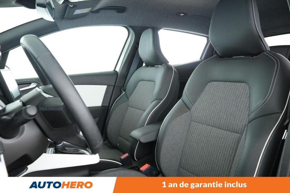 Clio 1.6 E-Tech Hybride Techno 145 ch 2022 occasion 92130 Issy-les-Moulineaux