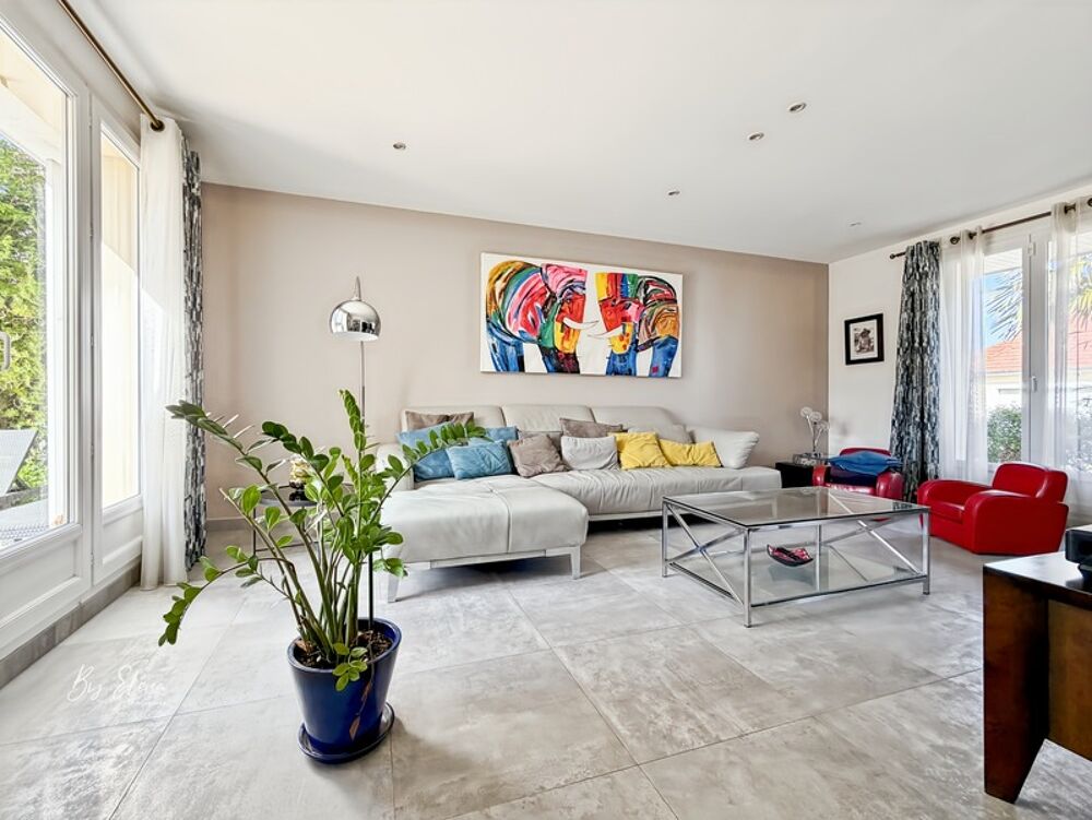 � vendre  Villa Bussy-Saint-Georges (77600)