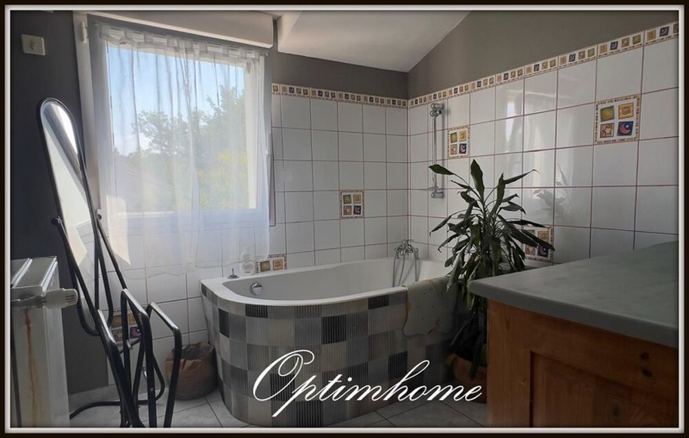 Maison à vendre 5 pièces (44)