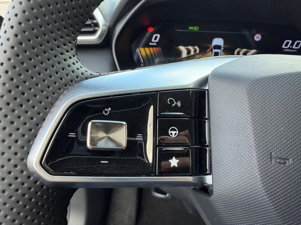 MG.ZS III 1.5 HYBRID+ 197 LUXURY 2026 occasion 35690 Acign&eacute;