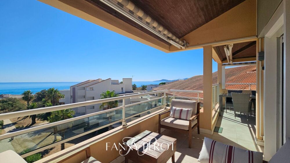 Saint-Cyprien - T3 au dernier étage avec grande terrasse et vue mer incroyable