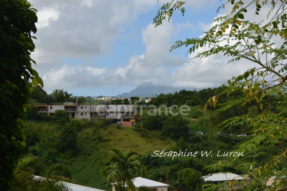 Vente Terrain Dépt 972 Terrain à bâtir - 1984,00 m² LA TRINITE - 270 000 € La trinite