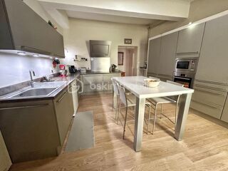  Propriété/château à vendre 10 pièces 245 m²