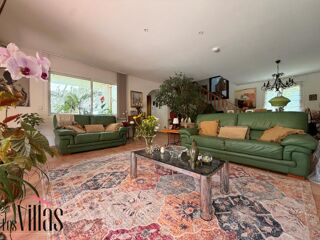  Villa à vendre 7 pièces 201 m²