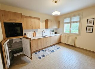  Maison  vendre 6 pices 140 m