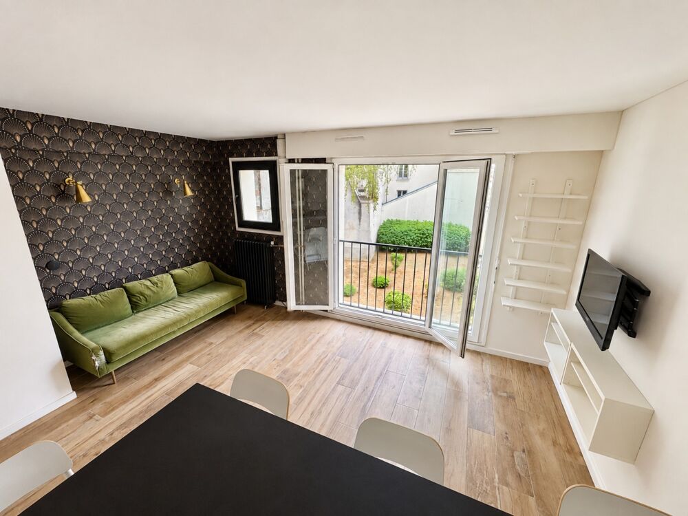 Appartement – Paris - Vue 2