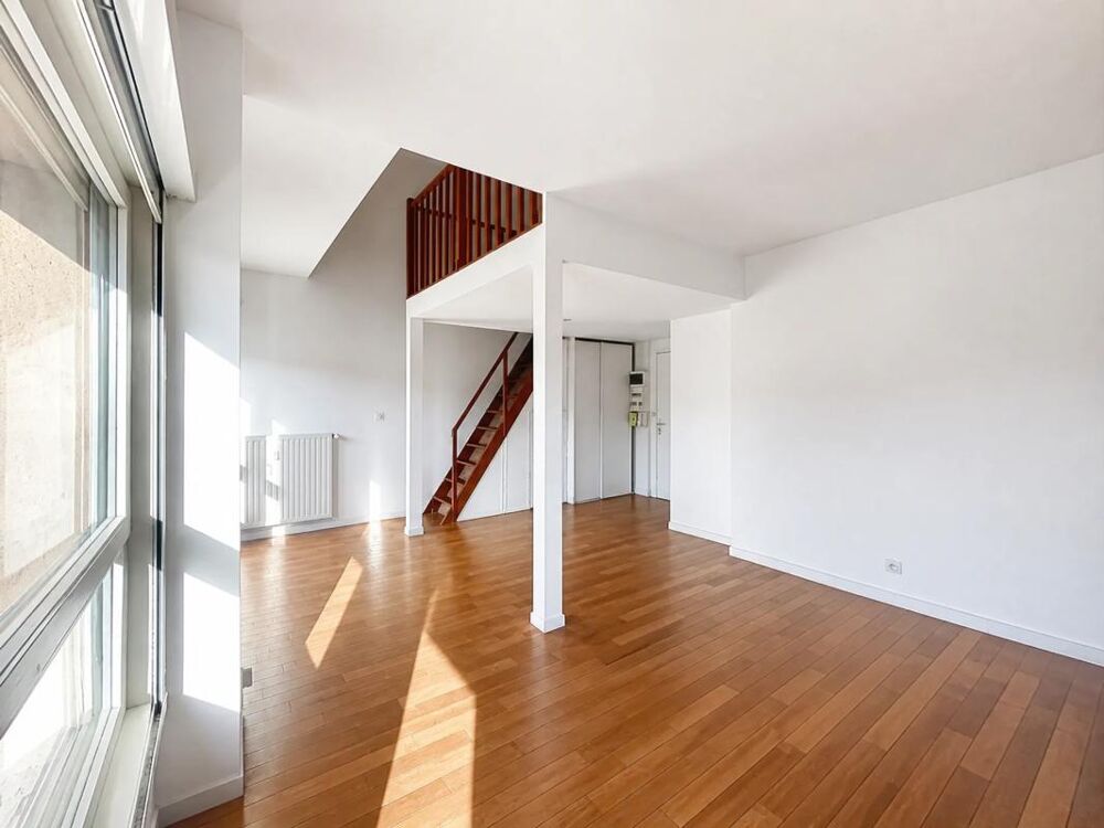 Vente Appartement FONTENAY-AUX-ROSES – 34 M² CARREZ – DERNIER ÉTAGE – MEZZANINE – PARKING – DPE D Fontenay aux roses