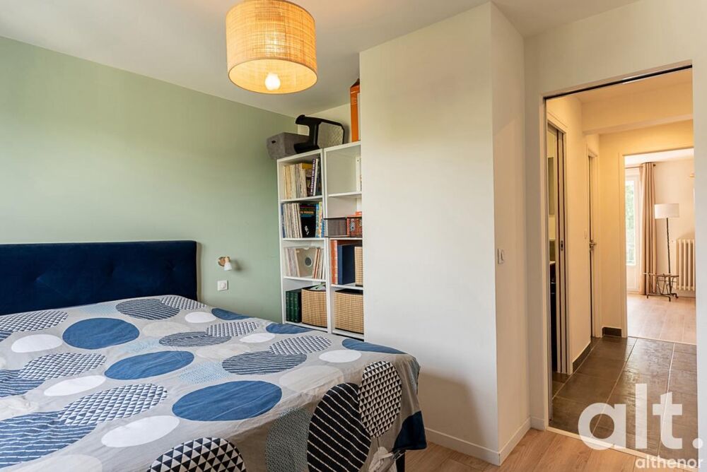 Appartement à Annecy  3 chambres et traversant