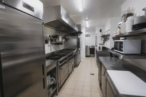   Fonds de commerce - PIZZERIA – RESTAURANT – EMPLACEMENT STRATÉGIQUE – ÉTABLISSEMENT CLÉ EN MAIN - Proche de MUZILLAC (56) 
