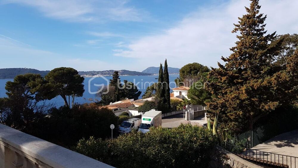 à vendre  Appartement Toulon (83000)