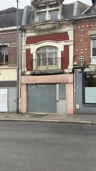 Immeuble à vendre 7 pièces 147 m²