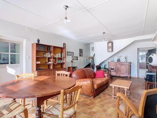  Maison à vendre 8 pièces 239 m²