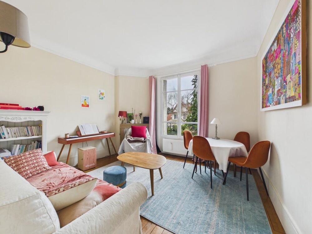 Vente Appartement - 78000 VERSAILLES - QUARTIER MONTREUIL - CHARME DE L'ANCIEN - PARQUET MOULURES CHEMINEES - EXPOSE SUD SUR JARDIN - GRANDE CAVE Versailles