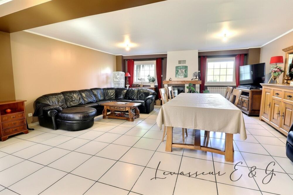 Vente Maison Heilles 60250 - Maison Familiale  sejour de +50m² 4 chambres sur 570m² de terrain Heilles