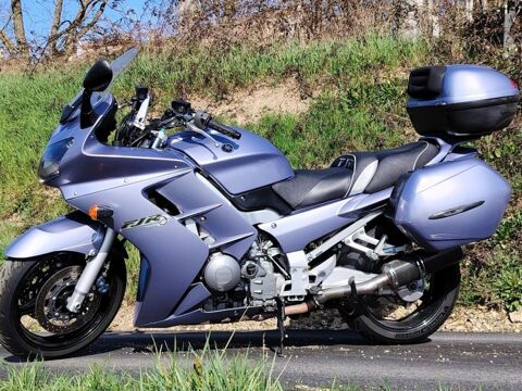 Moto YAMAHA 2001 occasion Chamelet 69620