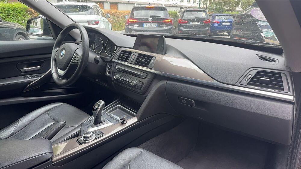 S&eacute;rie 3 (F30) 320I 184 BVA7 Lounge 2015 occasion 75016 Paris