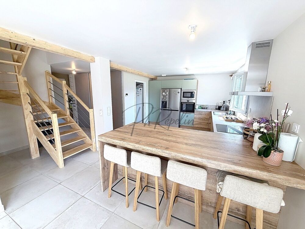 Maison de 2025 T5 de 120m2 sur 920m2 de terrain