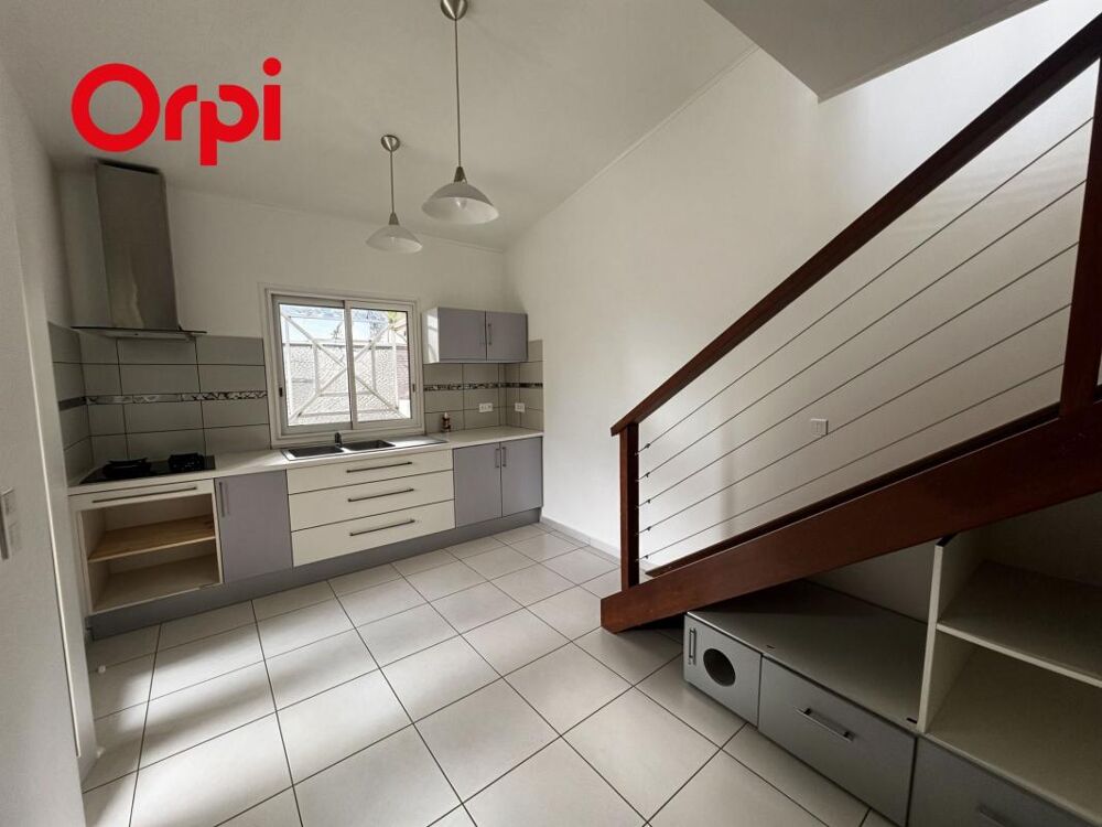 À vendre  Charmante maison de ville T3 à Saint-Pierre (RAVINE DES CABRIS)