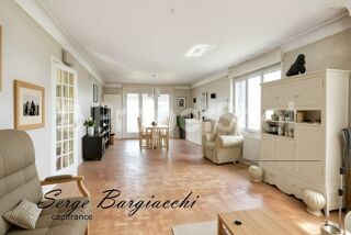  Maison � vendre 8 pi�ces 200 m�