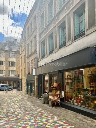  Immeuble � vendre 10 pi�ces 430 m�