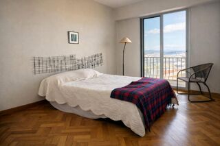  Appartement � vendre 4 pi�ces 141 m�