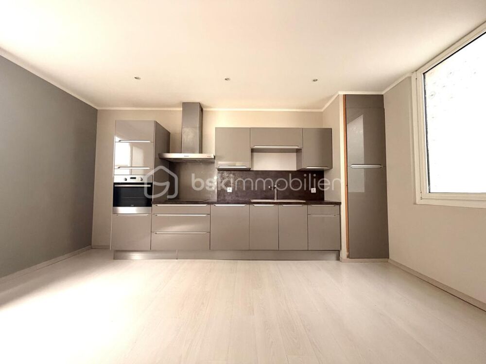 Vente Appartement Appartement centre ville - 2 chambres -- Sete