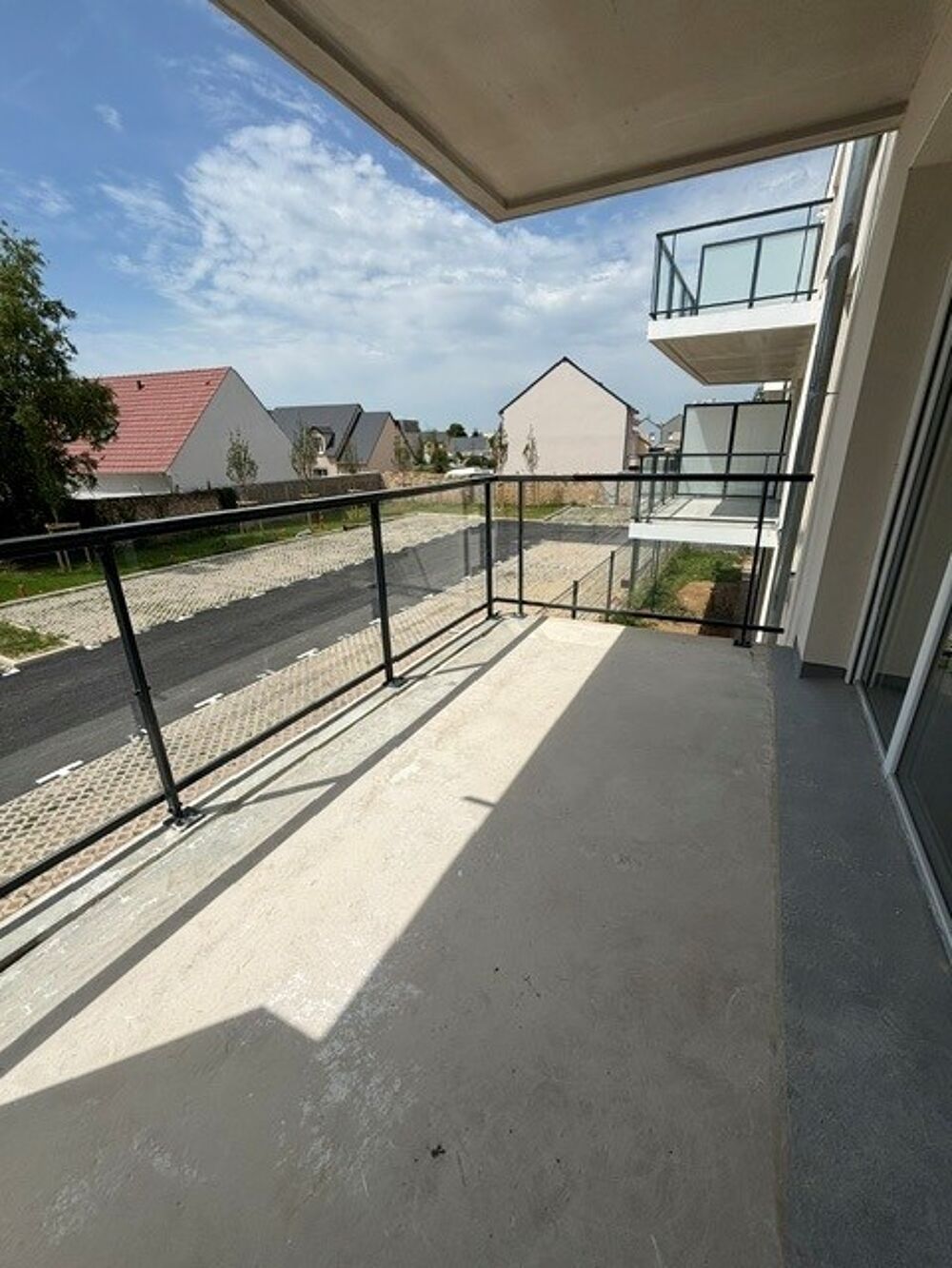 T2 neuf avec balcon et parking à Mainvilliers