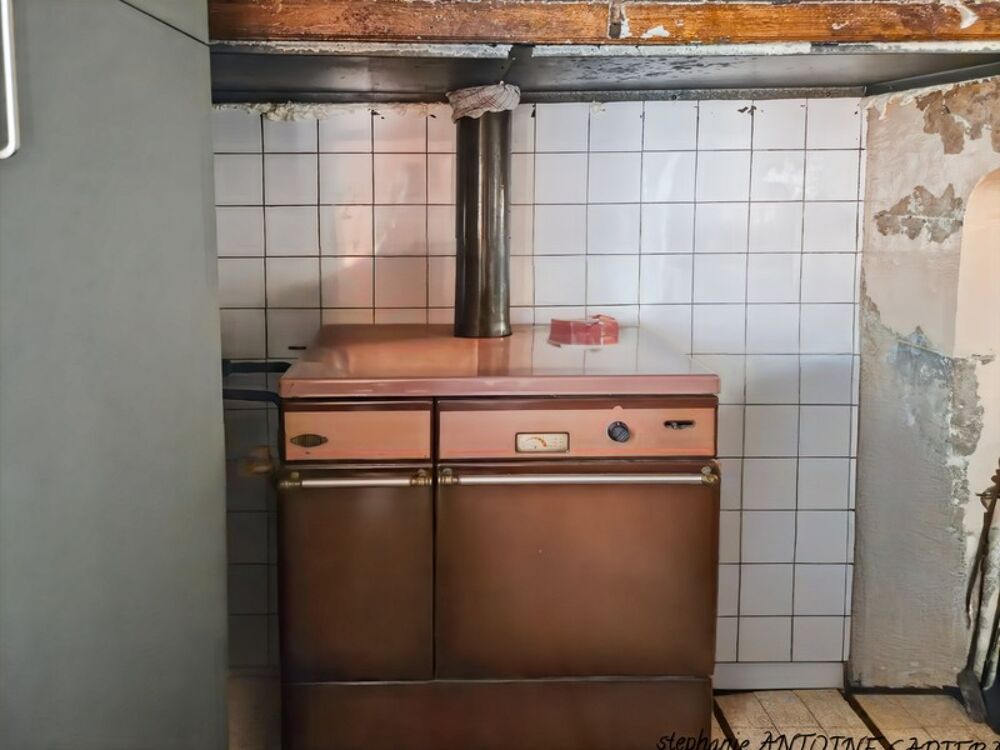 Maison à rénover 103 m², 3 chambres et cour  Amou 40