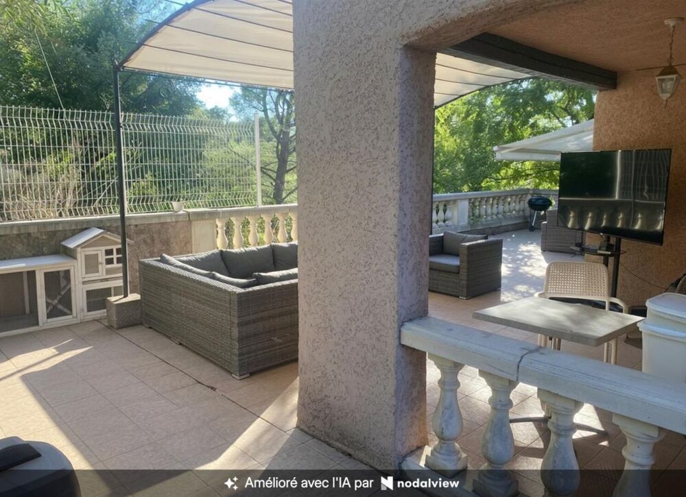Vente Maison Villa traditionnelle 5 pièces 130m2 Garage et logement independant Draguignan