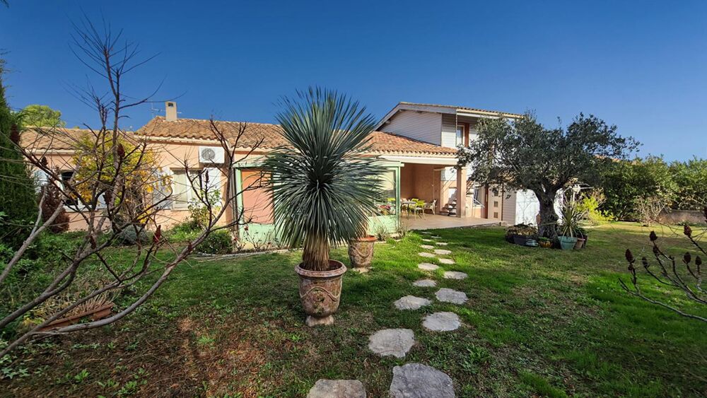 Vente Maison SAINT-SATURNIN LES AVIGNON Maison  7 pièce(s)  155 m² 449 000 Saint saturnin les avignon