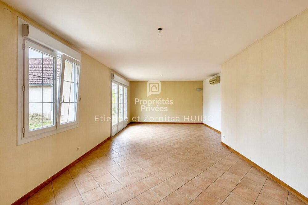 Maison Vatan 11 pièce(s) 255 m2