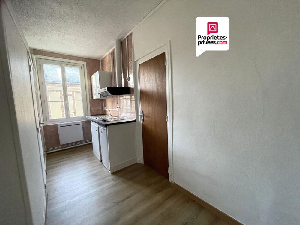 Appartement NONANCOURT centre ville 1 pièce(s) 28.9 m2 1er étage cuisine séjour séparé 55000 FAI