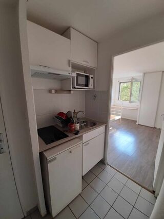  Appartement à louer 1 pièce 19 m²