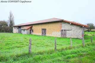  Remise / Grange à vendre 4 pièces 330 m²