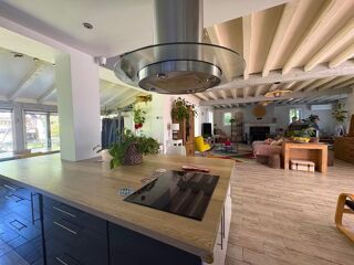  Maison à vendre 6 pièces 234 m²