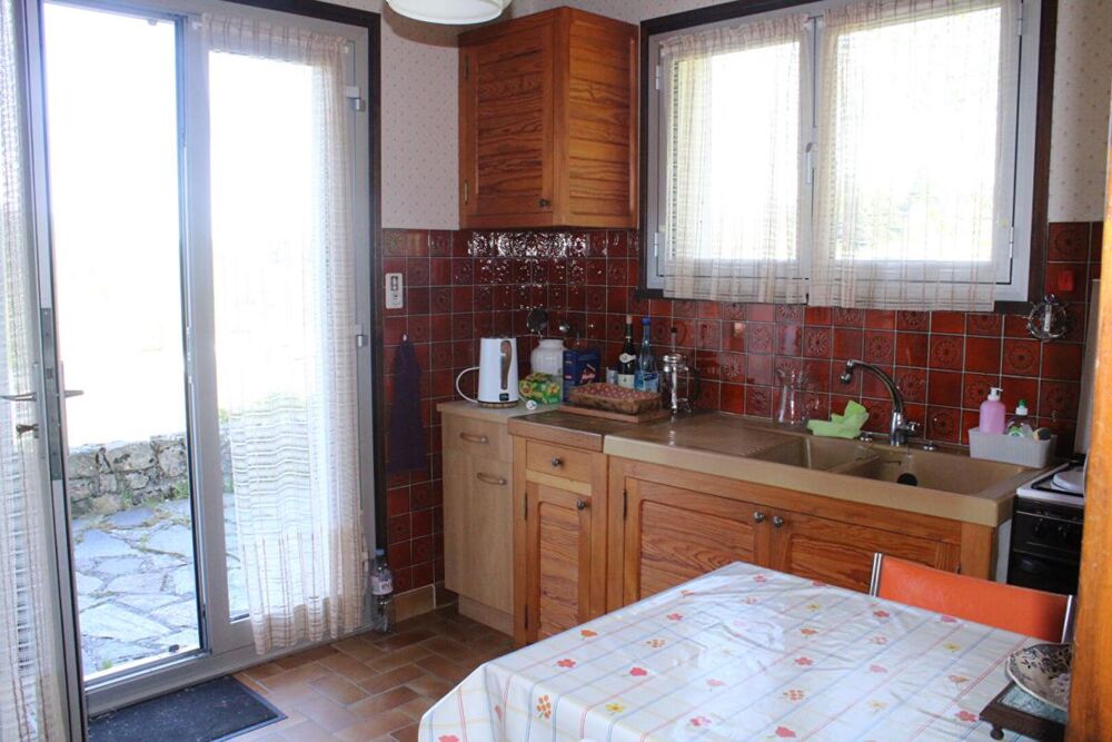 Exclusivité Maison avec deux habitations de 166 m2 sur une parcelle de 5400 m²