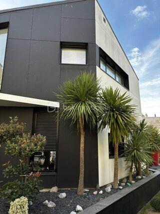  Maison à vendre 3 pièces 133 m²