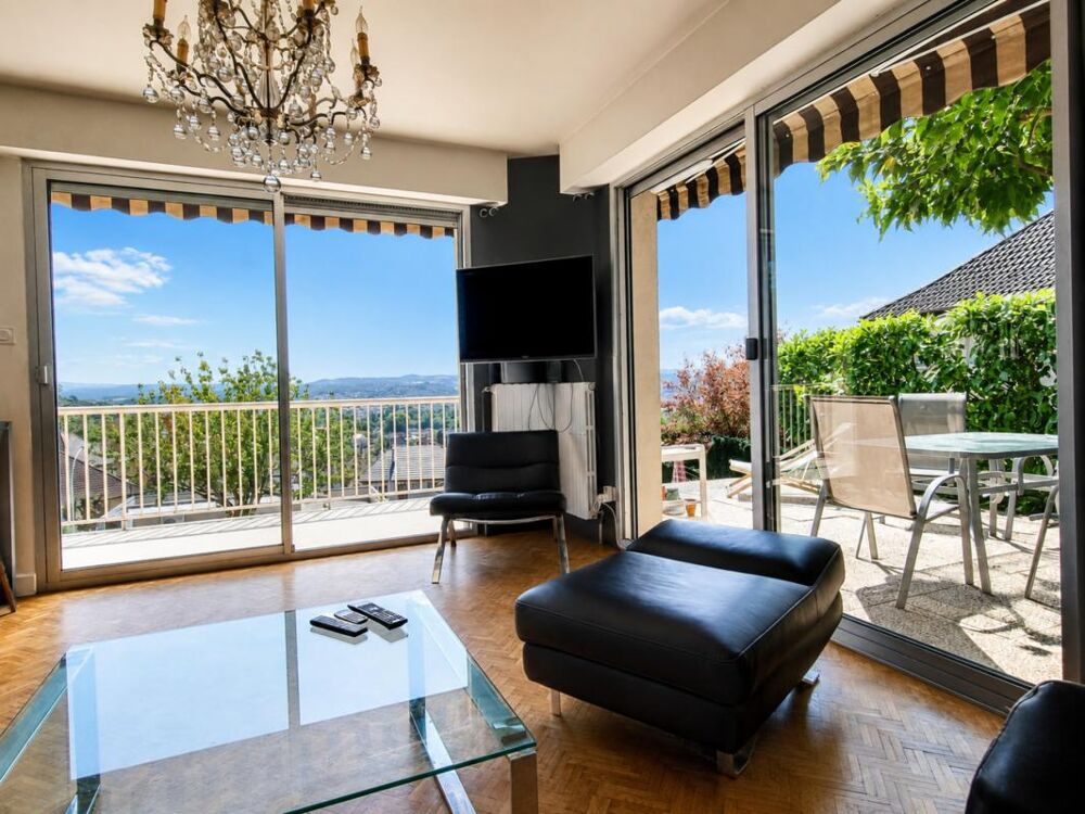 BRIVE LA GAILLARDE - Maison avec JOLIE VUE DEGAGEE et PISCINE