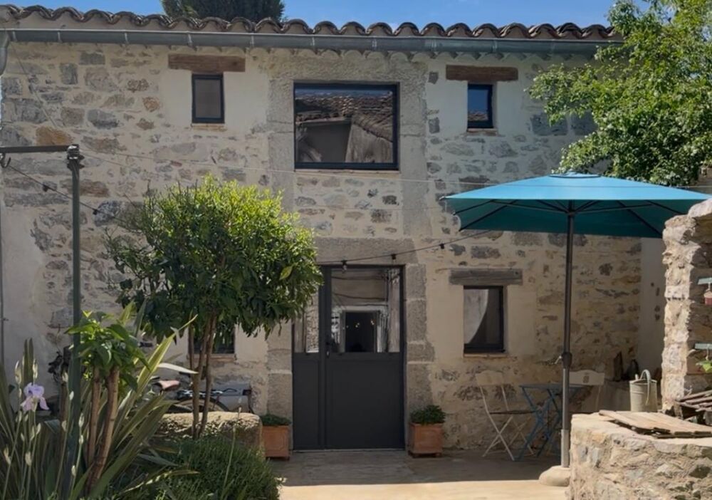 Maison de village en pierre Saint Hippolyte Du Fort 4 CHAMBRES ET JARDIN