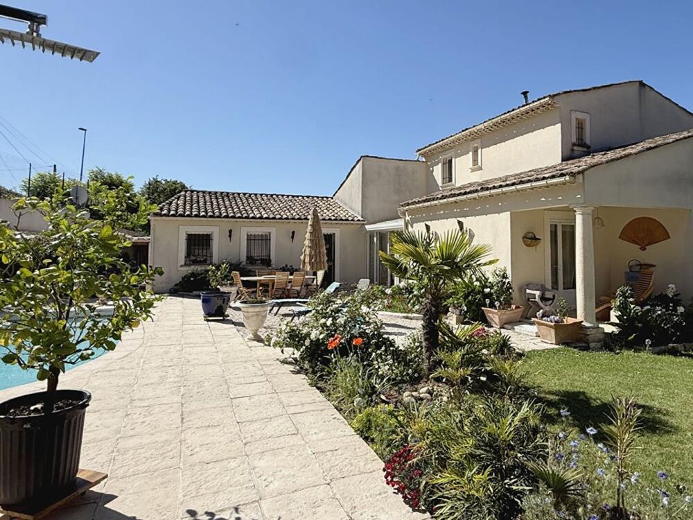 Villa d'exception avec piscine 4 chambres 182 m2 - Malijai 04350