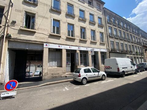 INVESTISSEMENT LOCATIF : Local + Garage vendu avec locataire 70000 42000 Saint etienne
