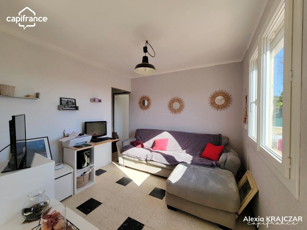 Vente Maison A VENDRE - Maison 117m² - Rez-de-chaussée T2 à rénover - 1er étage T3 - garage - jardin d'environ 120m² - cour - terrasse - PUIM Puimisson