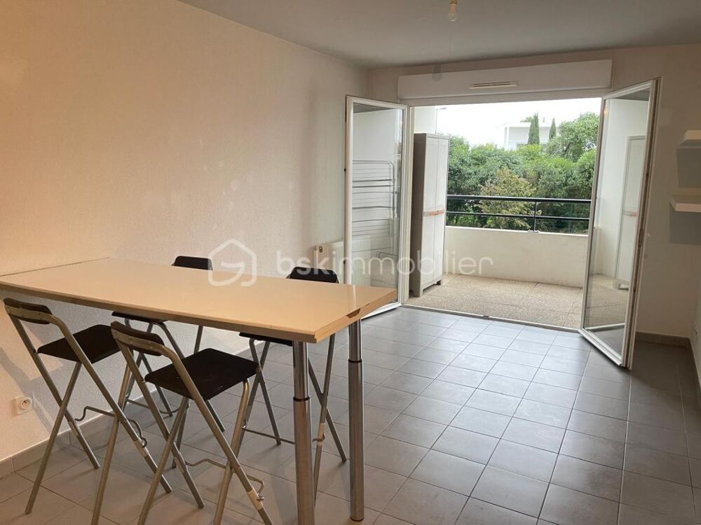 Appartement de type 2 plus place de parking