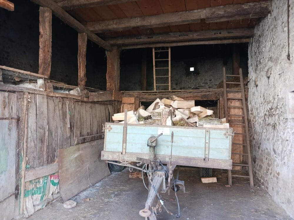FERME à rénover / GRANGE secteur LAMARCHE (88) avec terrain - Idéal ARTISAN