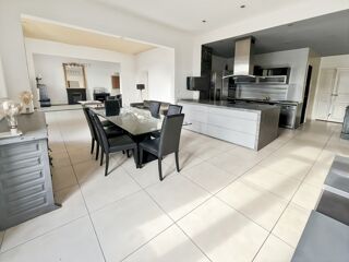  Appartement  vendre 5 pices 155 m