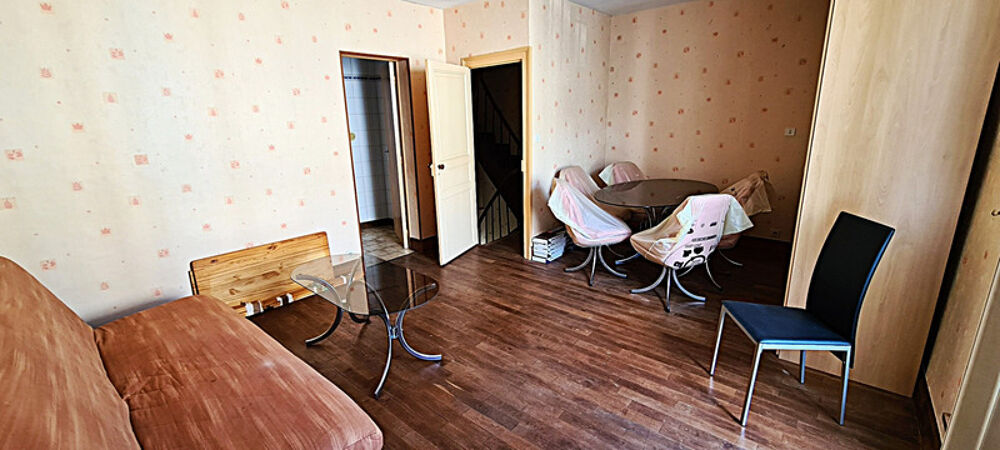 Vente Maison A vendre 3 pièces CHALAIS (16) Local/Bureau avec 1 chambre, 79,50 m² Chalais