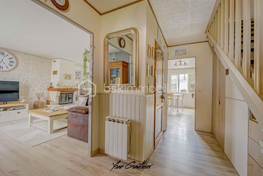Belle maison familiale de 130 m²  4 chambres  Suite parentale  Véranda de 20 m²  Jardin paysagé de 500 m²