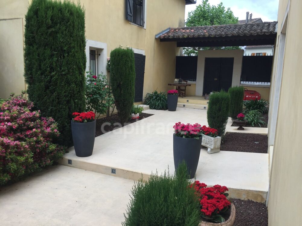 BAISSE DE PRIX  Demeure de charme avec appartement indépendant et piscine RIEUMES (31)