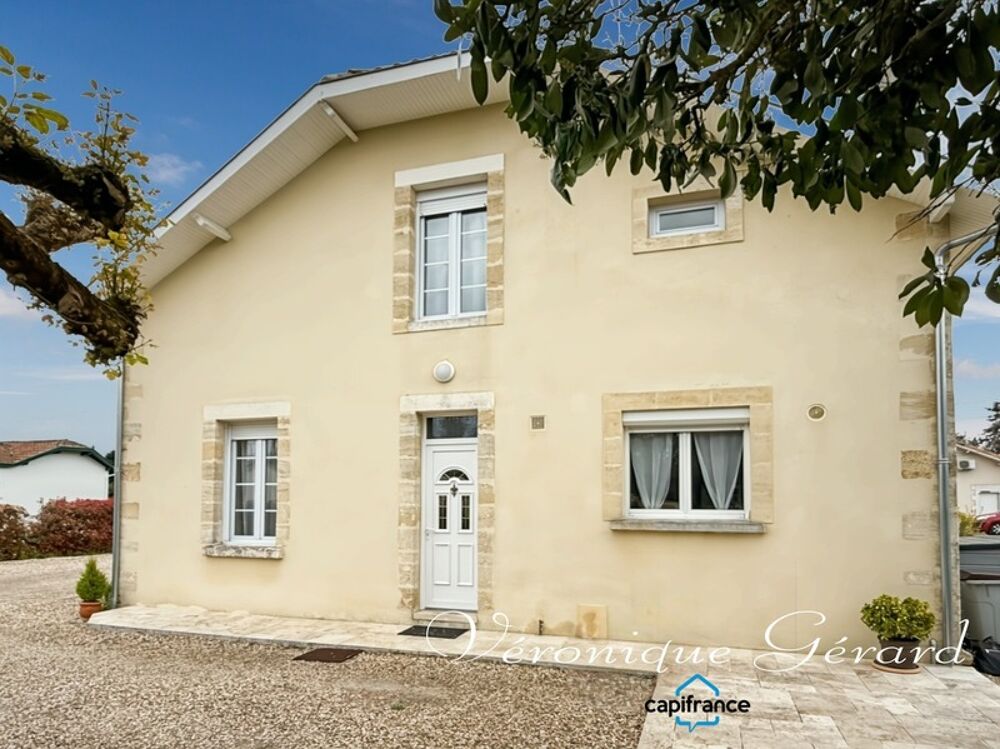 Maison en pierre de 121 M² avec 3 chambres, possibilité 4 , le tout sur 1449 M² de terrain